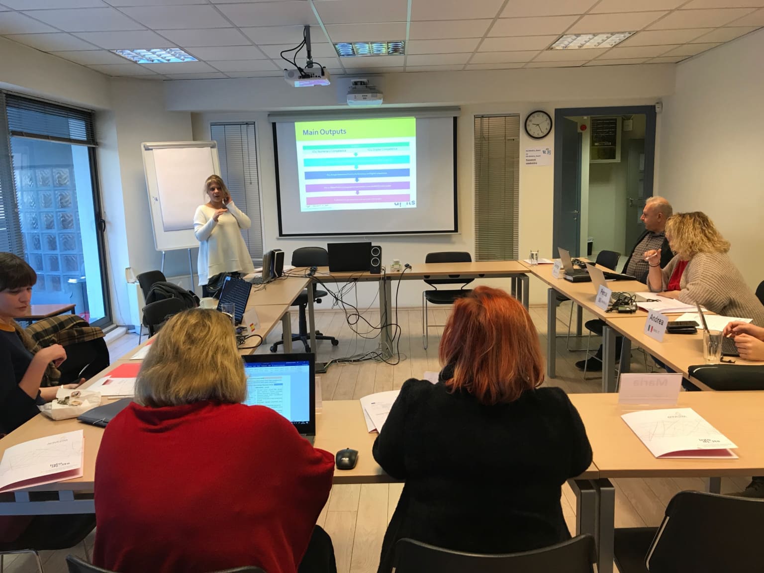 Participamos en la 3a reunión de nuestro proyecto Europeo IntoDIGITS en Larissa (Grecia)